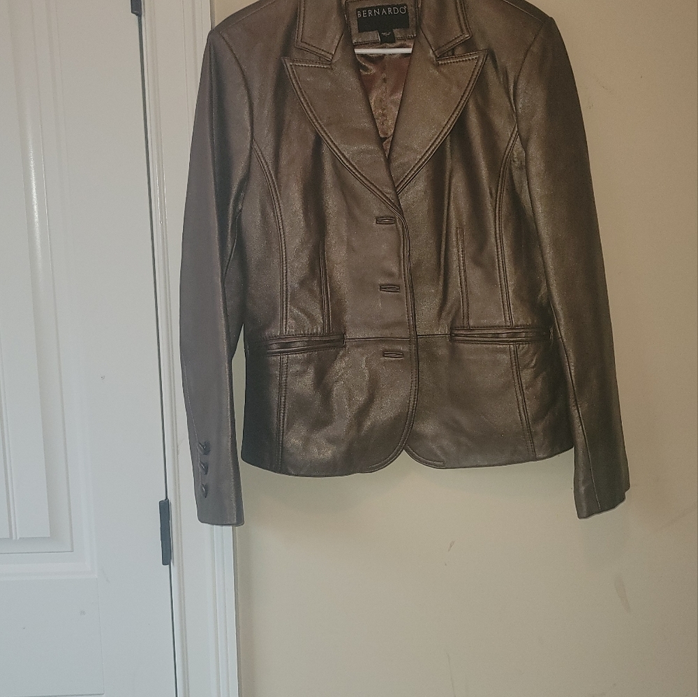 Bernardo  Metallic Bronze Gold Genuine Leather Blazer Coat Jacket - Picture 4 of 11